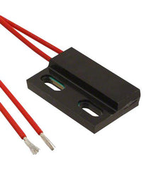 Littelfuse 59135-010 Proximity Reed Sensor 29.21 mm Flange Mount 500 mA -40°C to 105°C 59135 Series