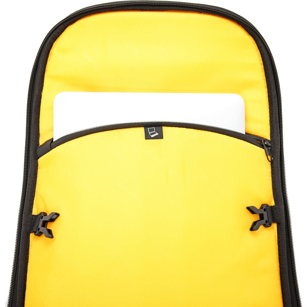 Vanguard Alta Fly 49T Roller Bag (Black)