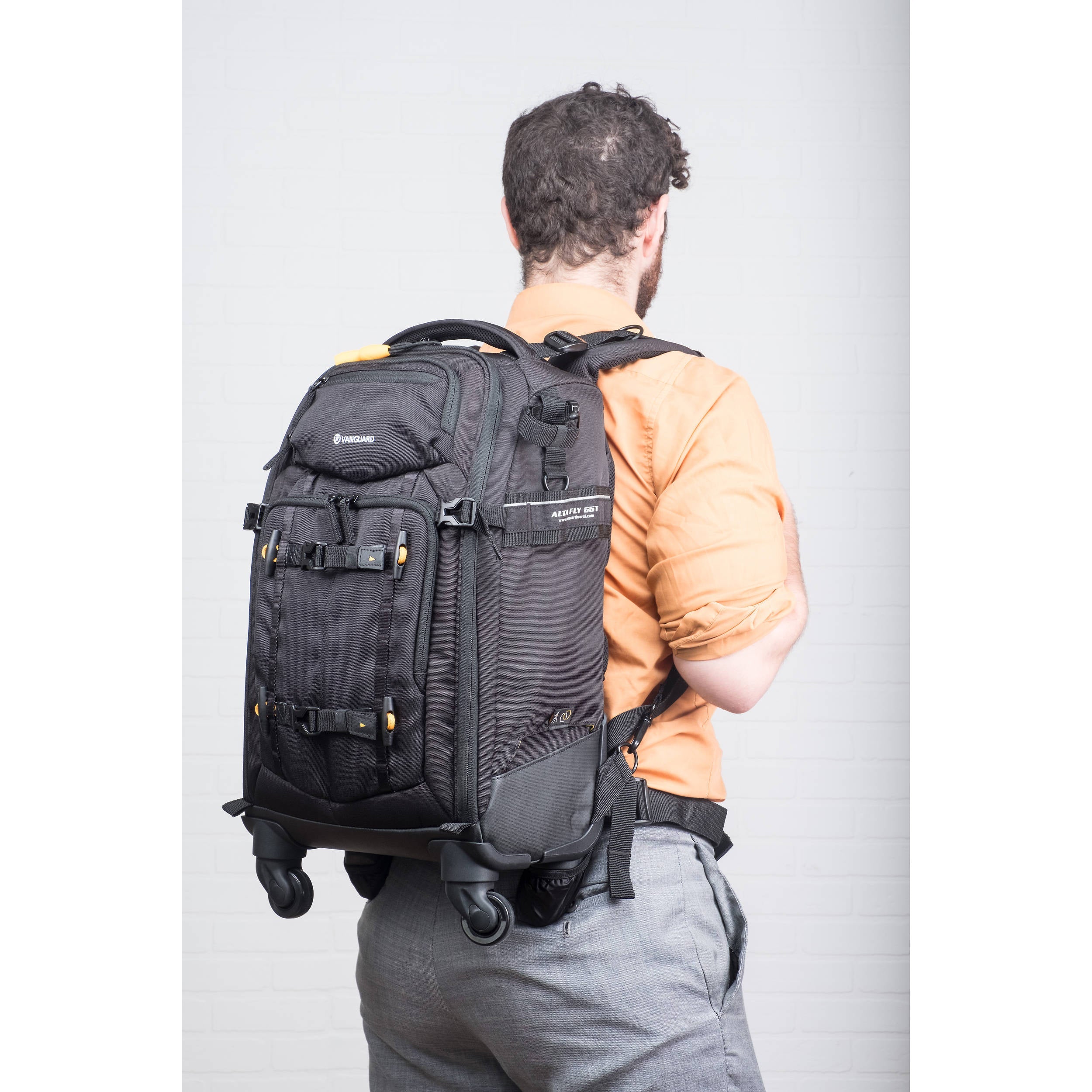Vanguard Alta Fly 55T Roller Bag (Black)